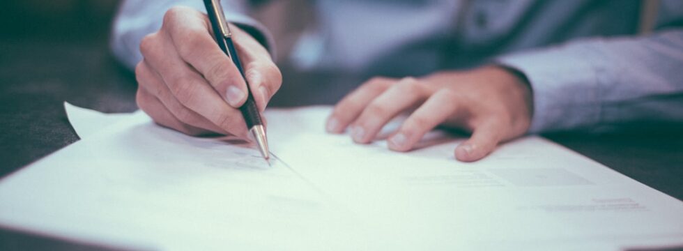 Business share purchase contract representing SPV share purchase mortgage finance