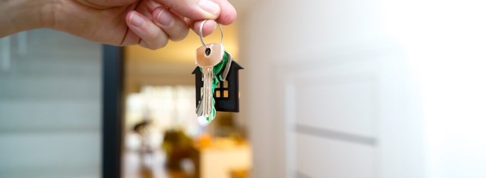 Below market value property finance UK - house keys real estate