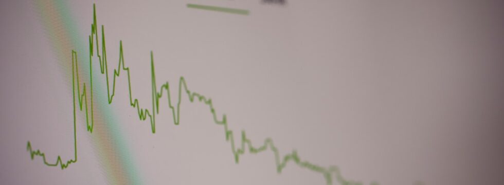 Variable Rate Mortgages UK Variable rate mortgages UK - fluctuating financial chart
